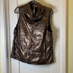 Fabletics Sleeveless windbreaker